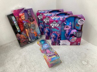 3 X 'MY LITTLE PONY' IZZY MOONBOW FIGURE TO INCLUDE TROLLS FIGURINE AND MONSTER HIGH DOLL: LOCATION - E7