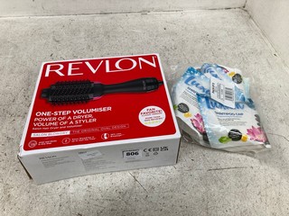 QTY OF ASSORTED ITEMS TO INCLUDE REVLON ONE-STEP VOLUMISER: LOCATION - F7