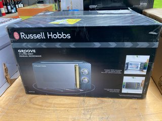 RUSSELL HOBBS GROOVE 17 LITRE MANUAL MICROWAVE IN GREY: LOCATION - B1