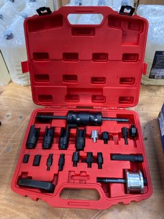 MECHANICS TOOLS IN RED HARD CARRY CASE: LOCATION - BT2