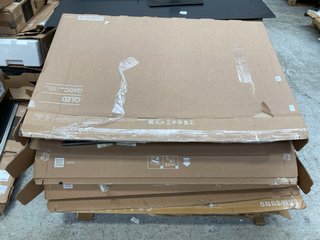 QTY OF ASSORTED TV'S IN VARIOUS SIZES NON WORKING (BOARDS REMOVED): LOCATION - A2 (KERBSIDE PALLET DELIVERY)