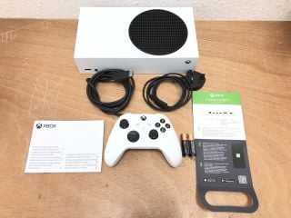 MICROSOFT XBOX SERIES S 512GB SSD GAMES CONSOLE (ORIGINAL RRP - £249) IN WHITE: MODEL NO 1883 (HDMI, POWER CABLE, REMOTE AND BATTERIES) [JPTW16828]. THIS PRODUCT IS FULLY FUNCTIONAL AND IS PART OF OU