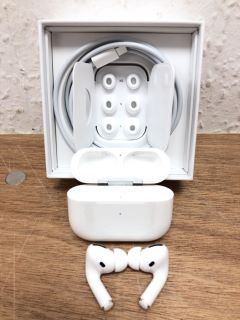 APPLE AIRPODS PRO(2ND GEN) WIRELESS EARPHONES (ORIGINAL RRP - £229) IN WHITE: MODEL NO MQD83ZM/A (CHARGING CABLE AND VARIOUS SIZED EARBUD ATTACHMENTS) [JPTW16820]. THIS PRODUCT IS FULLY FUNCTIONAL AN