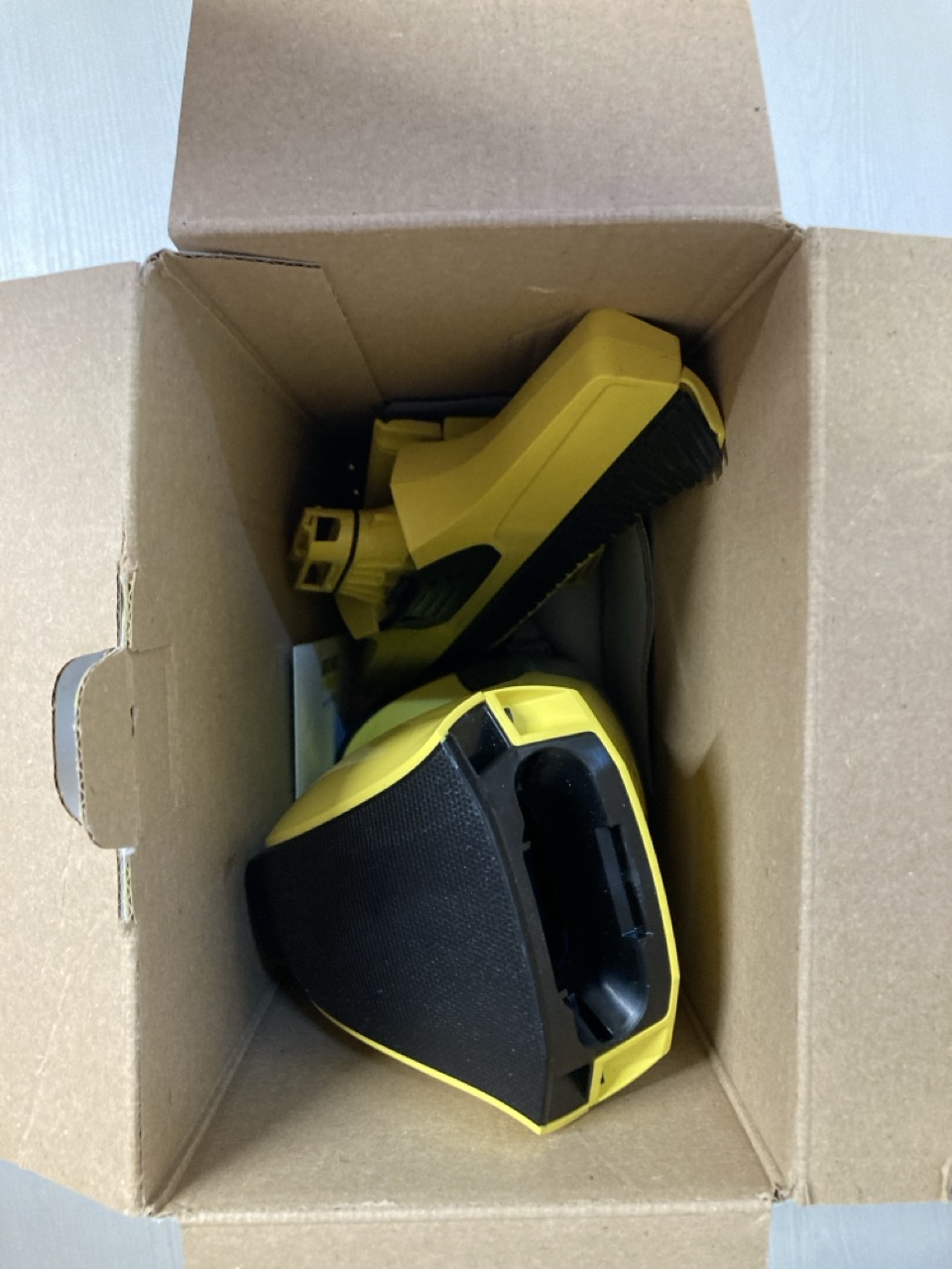 John Pye Auctions KARCHER WV6 PLUS N WINDOW VAC