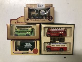 5 X ASSORTED VINTAGE COLLECTABLE METAL CARS TO INCLUDE VIEW VANS COLLECTABLE SOUVENIR
