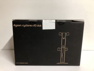 DYSON CYCLONE V10 DOK