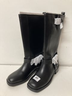 UNBRANDED BOOTS SIZE 6UK