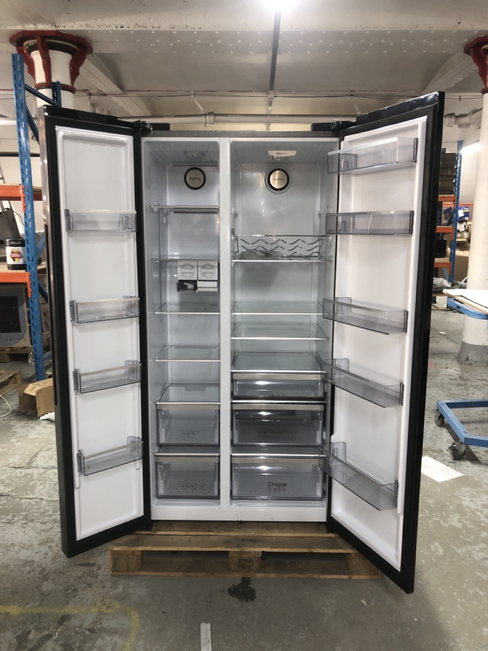 John Pye Auctions GRUNDIG AMERICAN FRIDGE FREEZER MODEL GSBSLM4VF