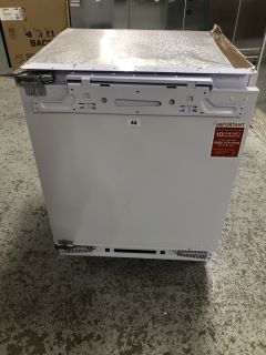 HOOVER INTEGRATED UNDERCOUNTER FREEZER MODELF45:F212: HBFUP 140 NKE/1