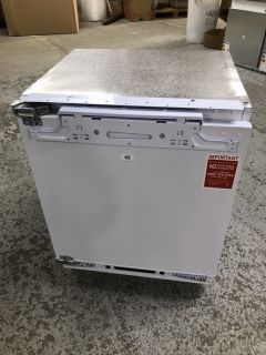 HOOVER INTEGRATED UNDERCOUNTER FREEZER MODEL: HBFUP 140 NKE/1