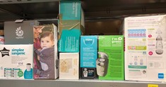 QTY OF ITEMS TO INCLUDE TOMMEE TIPPEE SIMPLEE SANGENIC NAPPY BIN REFILLS, SUSTAINABLY SOURCED ANTIBACTERIAL GREENFILM,: LOCATION - D