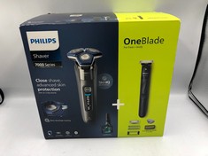 PHILIPS SHAVER 7000 SERIES + ONE BLADE: LOCATION - A10