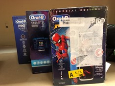 QTY OF ITEMS TO INCLUDE ORAL-B PRO KIDS ELECTRIC TOOTHBRUSH, KIDS GIFTS, 1 TOOTHBRUSH HEAD, X4 SPIDERMAN STICKERS, 1 TRAVEL CASE, 2 MODES WITH KID-FRIENDLY SENSITIVE MODE, FOR AGES 3+, 2 PIN UK PLUG,