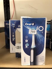 QTY OF ITEMS TO INCLUDE ORAL-B IO3 ELECTRIC TOOTHBRUSHES ADULTS, GIFTS FOR WOMEN / MEN, 1 TOOTHBRUSH HEAD, 3 MODES WITH TEETH WHITENING, 2 PIN UK PLUG, BLACK.: LOCATION - BACK BLACK RACK
