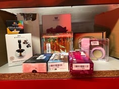 QTY OF ITEMS TO INCLUDE FOREO UFO MINI FULL FACIAL LED MASK TREATMENT, RED LIGHT THERAPY, FACE MASKS BEAUTY TREATMENT, KOREAN SKINCARE, THERMOTHERAPY & FACE MASSAGER, MOISTURISER, INCREASED SKIN CARE