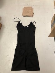 QTY OF ADULT CLOTHING TO INCLUDE WOMENS BLACK DRESS LARGE: LOCATION - C RACK