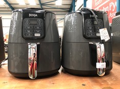 2X NINJA AIR FRYER MODEL AF100UK S5 : LOCATION - BACK TABLES(COLLECTION OR OPTIONAL DELIVERY AVAILABLE)