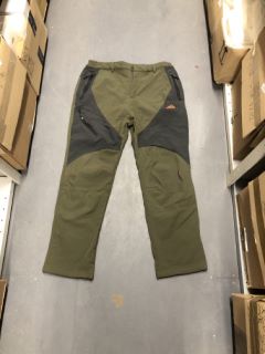 QTY OF ASSORTED CLOTHES TO INCLUDE OUTDOOR MAGCOMSEN MENS KHAKI TROUSERS SIZE S RRP £206: LOCATION - F