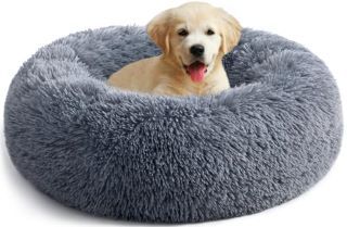 16 X PET FLUFFY BEDS RRP £193: LOCATION - H