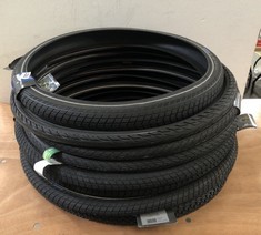 QUANTITY OF ASSORTED CYCLE TYRES TO INCLUDE SCHWALBE BIG BEN PLUS 55-559 26X2.15