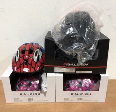 QUANTITY OF ASSORTED CYCLE HELMETS TO INCLUDE RALEIGH MYSTERY HELMET SIZE 52-56CM