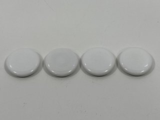 4X APPLE AIRTAGS TRACKING DEVICES IN WHITE: MODEL NO A2187 (UNITS ONLY, FULLY WORKING, JUST NEED BATTERIES) [JPTM112508]