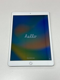 APPLE IPAD (7TH GENERATION) 2019 128 GB TABLET WITH WIFI IN SILVER: MODEL NO A2197 (WITH CHARGER). NETWORK WIFI [JPTM112401]