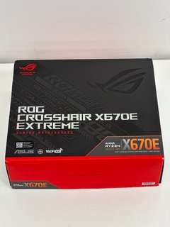 ASUS ROG CROSSHAIR X670E EXTREME AMD RYZEN GAMING MOTHERBOARD IN BLACK: MODEL NO 90MB1B10-M0EAY0 (WITH BOX & ALL ACCESSORIES) [JPTM112616]