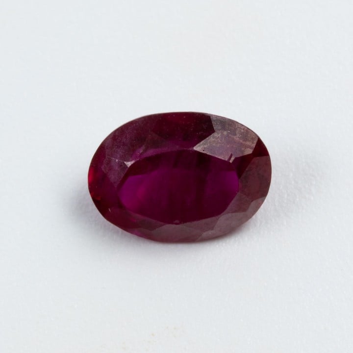 1.48ct Ruby Faceted Oval-cut Single Gemstone,  8x6mm