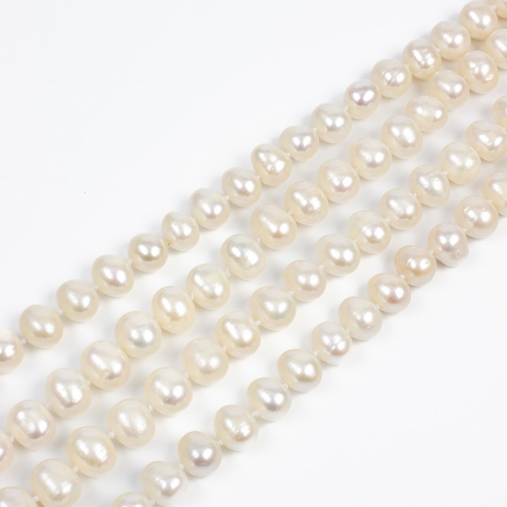 Natural White Freshwater Pearl Necklace, 127cm, 161.8g (VAT Only Payable on Buyers Premium)