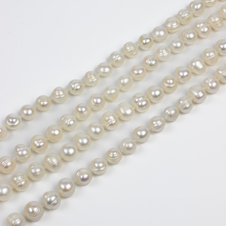 Natural White Freshwater Pearl Necklace, 127cm, 131.1g (VAT Only Payable on Buyers Premium)