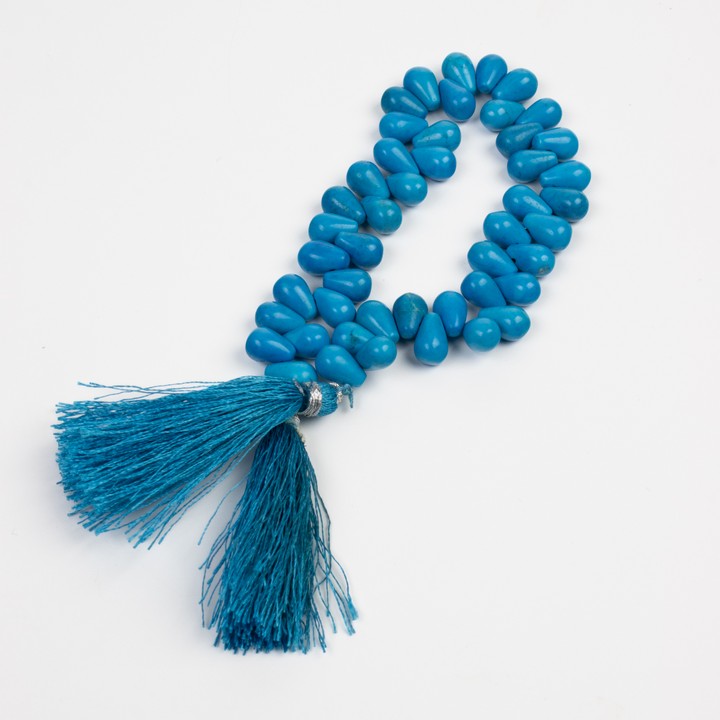Arizona Turquoise Pear Shaped Beads, 20cm, 25.1g (VAT Only Payable on Buyers Premium)