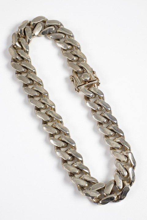 Silver Chunky Curb Bracelet, 25cm, 75.8g. (VAT Only Payable on Buyers Premium)