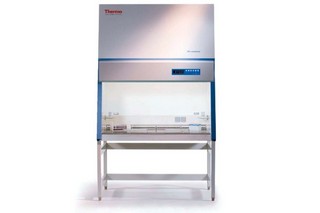 THERMO  SCIENTIFIC MSC-ADVANTAGE 1.2 CLASS II  BIOLOGICAL SAFETY CABINET  S/N 42804588 EST RRP £9,500