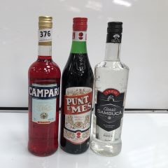 3 X ASSORTED BOTTLES TO INCLUDE CAMPARI MILANO BITTER 70CL ABV 25%, ISEO CLASSIC SAMBUCA 70CL ABV 38% AND PUNT E MES APERITIVO ORIGINALE 75CL ABV 16% (PLEASE NOTE: 18+YEARS ONLY. STRICTLY NO COURIER