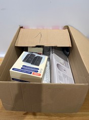 BOX OF ASSORTED ITEMS TO INCLUDE MULTIMEDIA SPEAKER PC ACCESSORY. (WITH BOX) [JPTC64898]