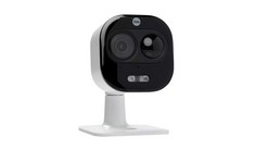 YALE ALL IN ONE OUTDOOR CAMERA SECURITY ACCESSORIES (ORIGINAL RRP - £120) IN WHITE AND BLACK. (WITH BOX & ALL ACCESSORIES) [JPTC64175]