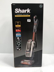 SHARK ANTI HAIR WRAP UPRIGHT BAGLESS VACUUM CLEANER NAVY/ORANGE NZ801UKT - RRP £299 (DELIVERY ONLY)