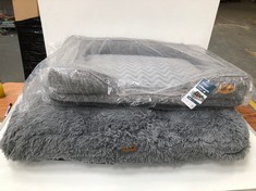 SILENT NIGHT ORTHOPEDIC PET BED FOR LARGE DOGS TO INCLUDE SNUG LARGE GREY FLUFFY DOG BED (DELIVERY ONLY)