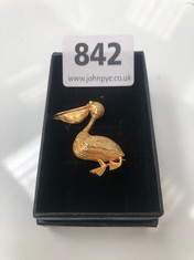 A PELICAN BROOCH, BOXED (DELIVERY ONLY)