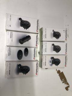 7 X ASSORTED TOMTOM PRODUCTS INC TOMTOM AIR VENT MOUNT