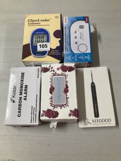 QTY OF ASSORTED ITEMS TO INCLUDE GLUCOLEADER ENHANCE BLOOD GLUCOSE MONITORING SYSTEM