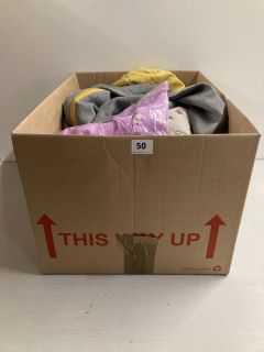 BOX OF ASSORTED PREMIUM DESIGNER CLOTHING IN VARIOUS SIZES & DESIGNS - APPROX RRP £1000