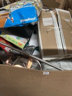 PALLET OF ASSORTED ITEMS INC PLAYMOBIL