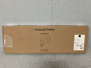 LASSIC CONSOLE TABLE