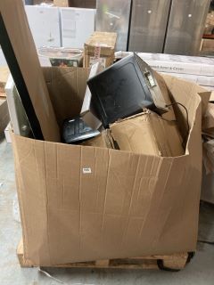PALLET OF ASSORTED ITEMS INC AIR FRYER OVEN