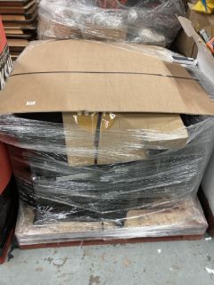 PALLET OF ASSORTED ITEMS INC OFFICE CHAIRS