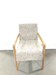 SMALL GREY FABRIC ARMCHAIR WITH LIGHT OAK WOODEN ARM/LEG STRUCTURE RRP 1072