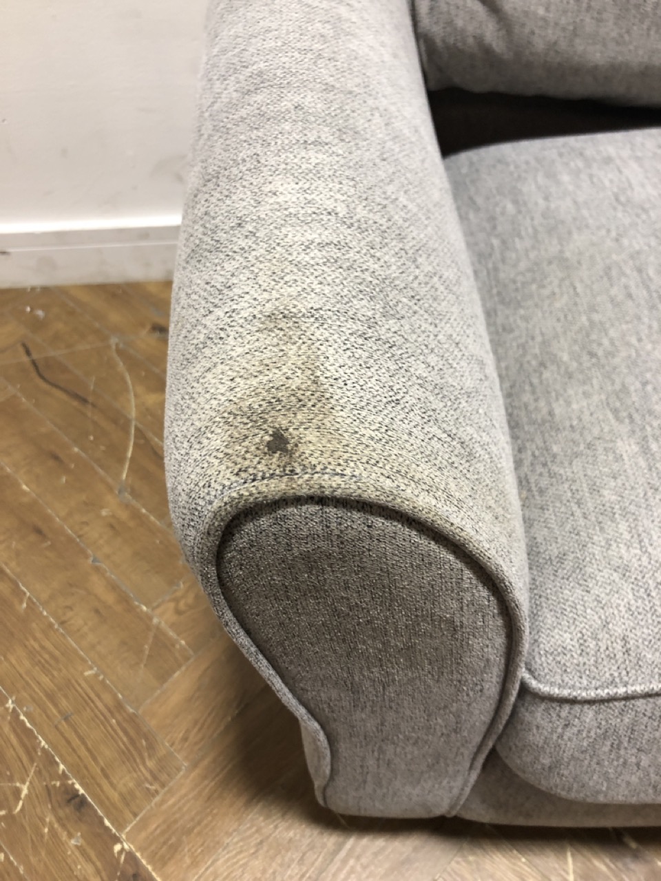 John Pye Auctions OAK FURNITURE LAND JASMINE 2 SEATER SOFA IN ORKNEY