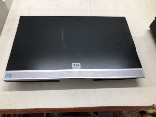 HP ELITE ONE 800 G3 23.8" MONITOR (SMASHED SCREEN, NO STAND, NO BOX)